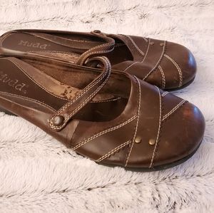 Shoes size 10